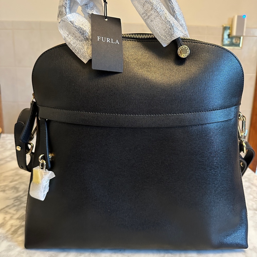 NWT FURLA PIPER BAG